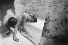 Francesca Woodman (1958-1981) - Untitled - Rome, Italie, 1978 - © George and Betty Woodman-9