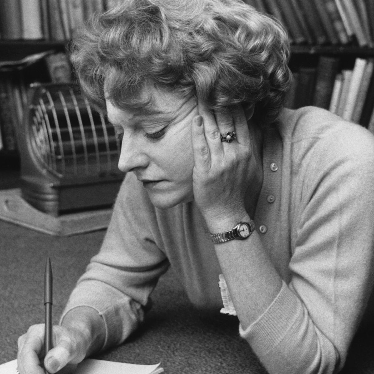 Author Muriel Spark dies aged 88